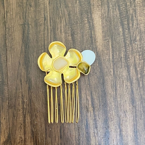 Madewell semiprecious flower hair comb main image 7